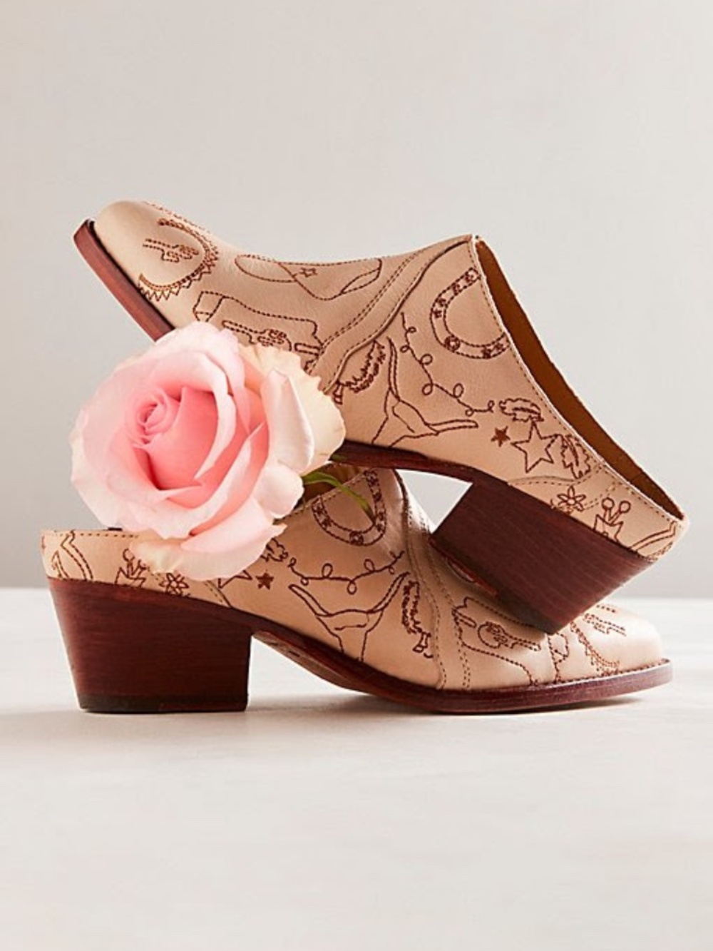 BNIB! Free People New Frontier Embroidered Nude Cream Brown Mules SOLD OUT!